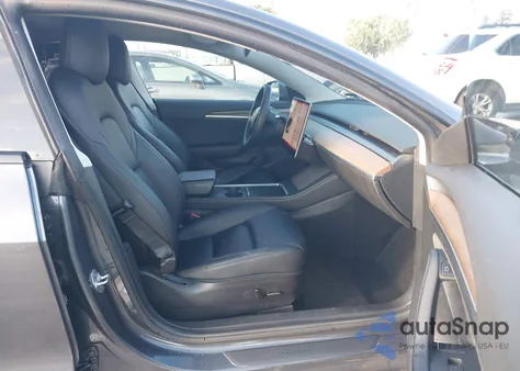 2022 Tesla Model 3 Long Range Dual Motor All-Wheel Drive z USA, uszkodzony, nr VIN 5YJ3E1EB7NF169326